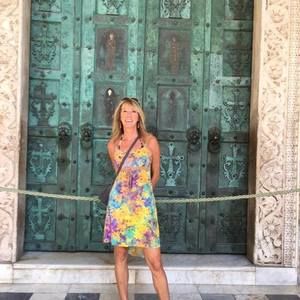 Meet your Posher, Nancy